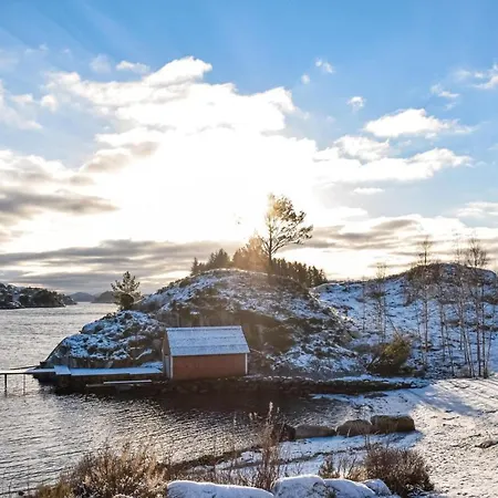 Holiday home 4 Bedroom Cozy In